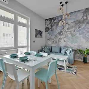 https://lion-apartments-nicea.gdanskhotel.org