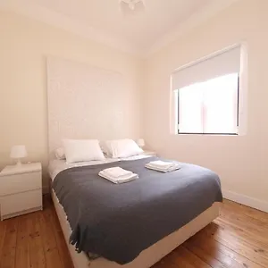 New! Cozy In The Center Apartment Lissabon